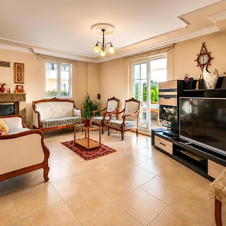 Villa Kubra