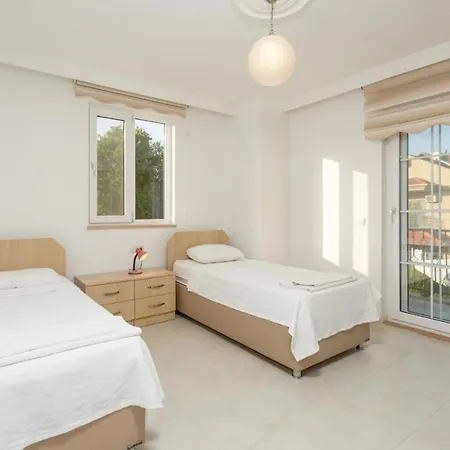 Villa Kubra *